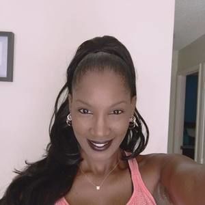 Meet your Posher, Stacie